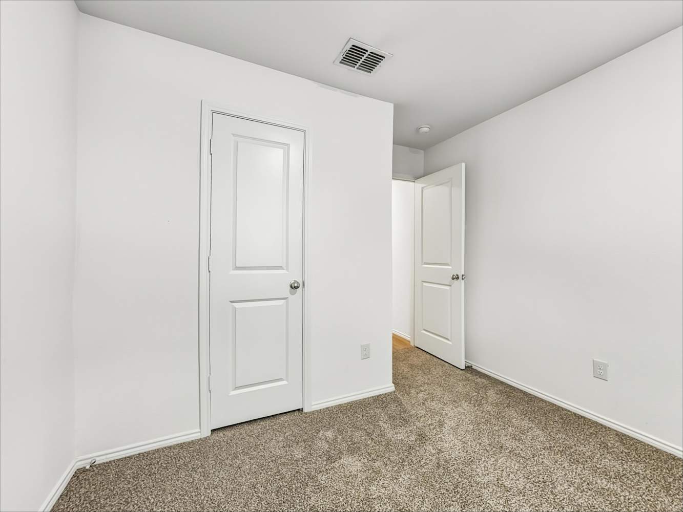 1304 Haymarket Rd, Dallas photo 13