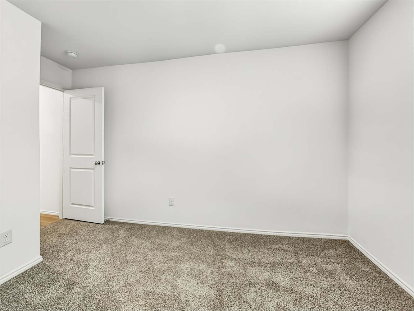 1304 Haymarket Rd, Dallas photo 14
