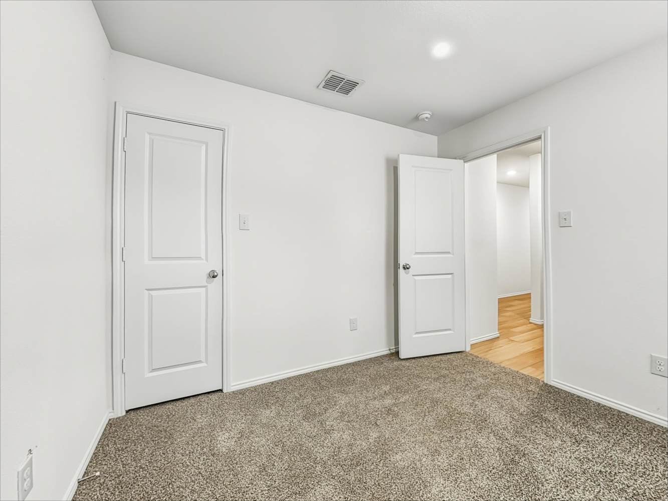 1304 Haymarket Rd, Dallas photo 15