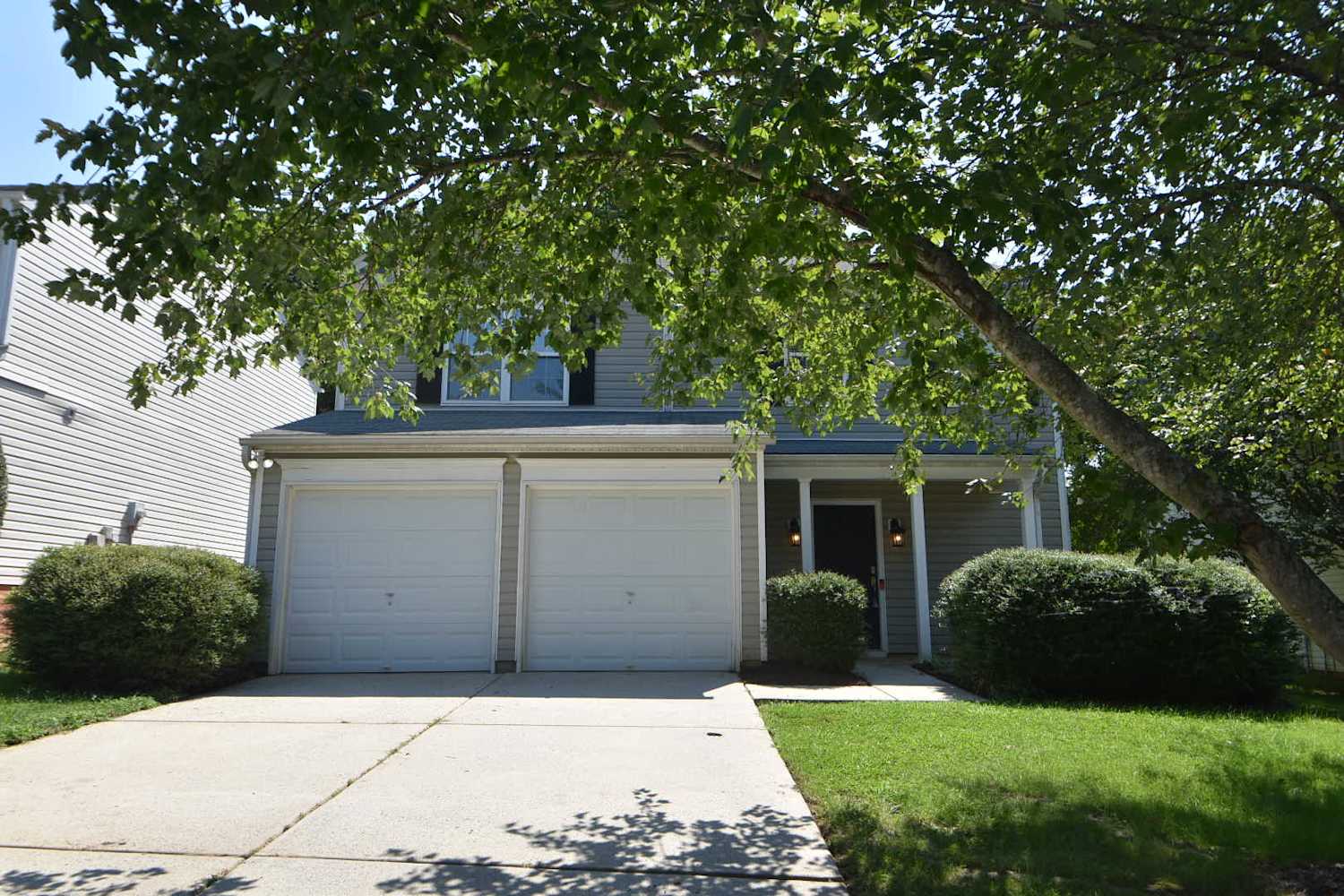 Front of 1307 Caselton Ct NW, Charlotte, NC
