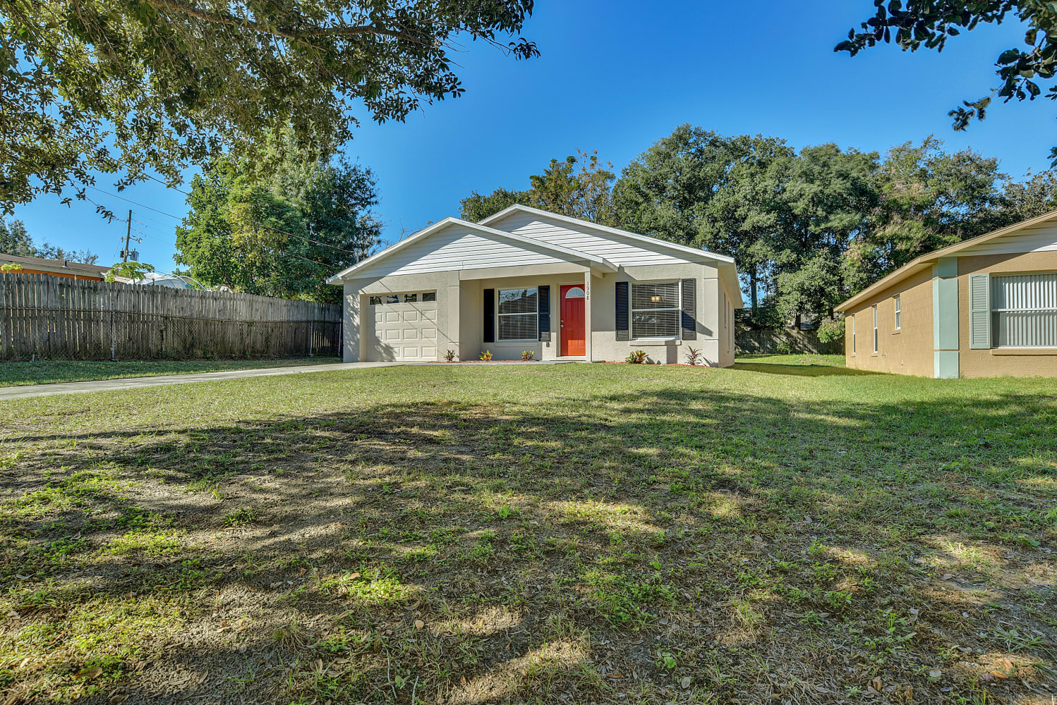 Front of 1308 Charles St, Orlando, FL