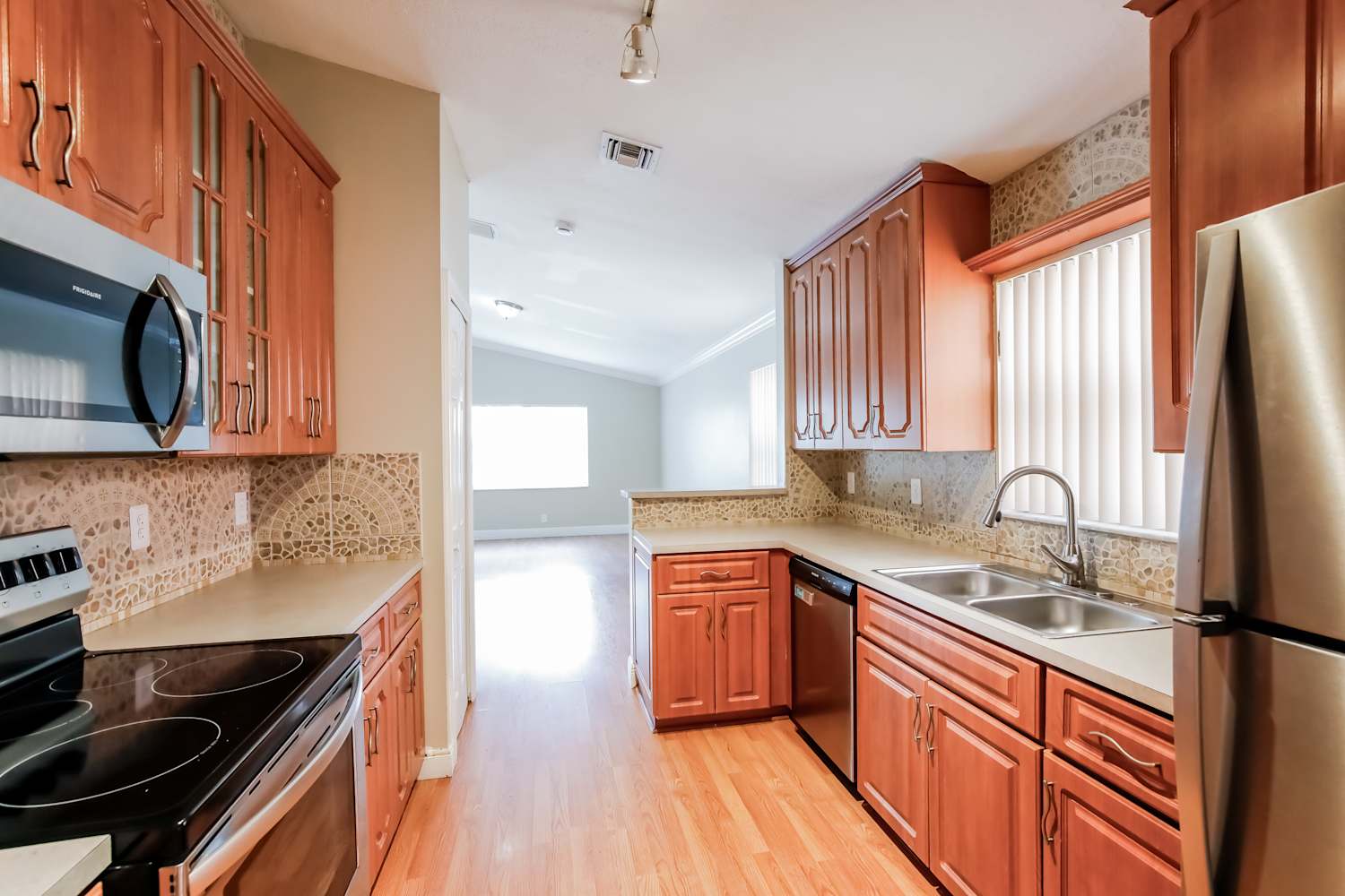 13081 SW 54th Ct, Miramar photo 7