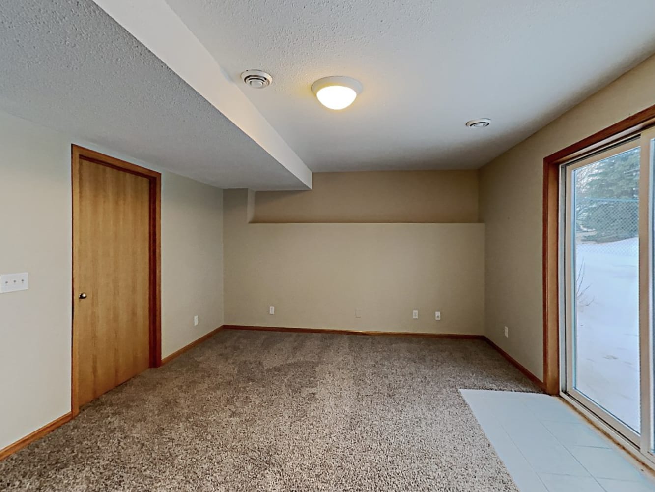 1311 Creekside Dr, Waconia photo 6