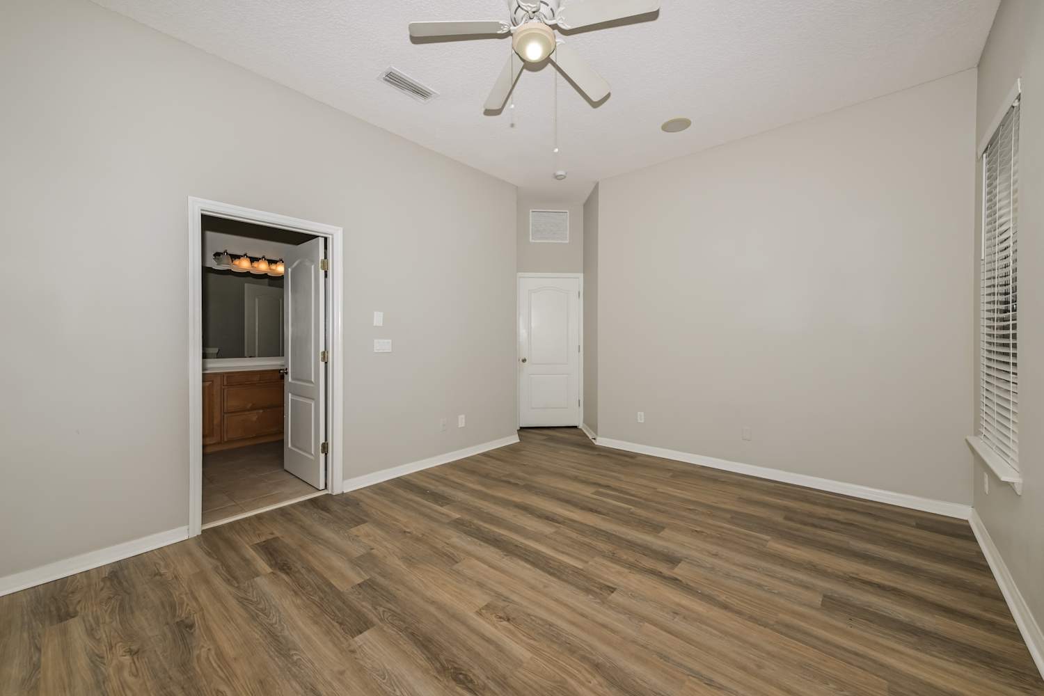 13114 Tom Morris Dr, Jacksonville photo 11
