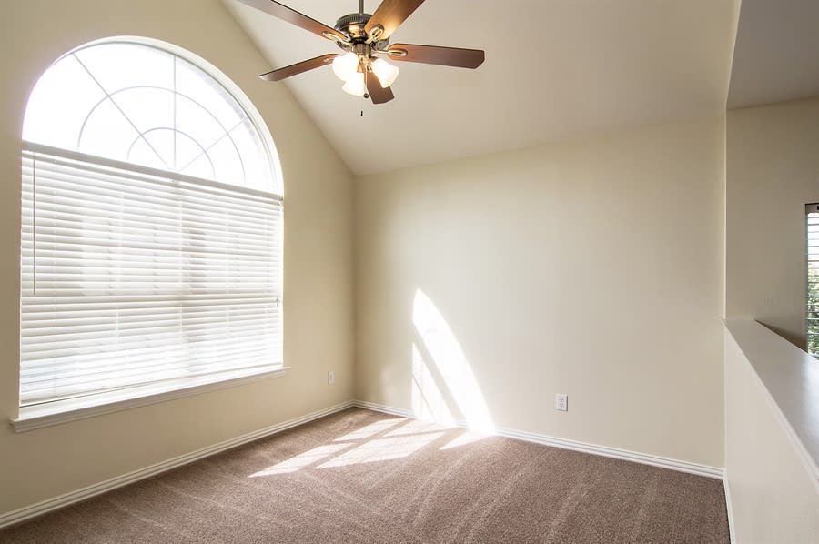 1312 W Branch Hollow Dr, Carrollton photo 9