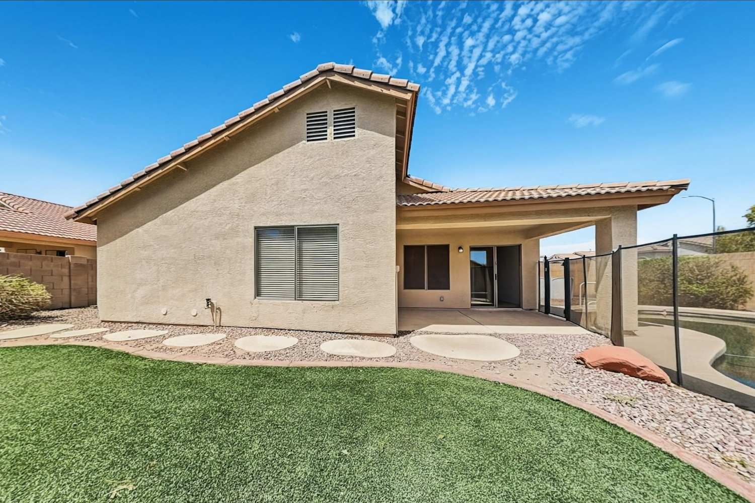 13127 W Port Royale Ln, Surprise photo 18