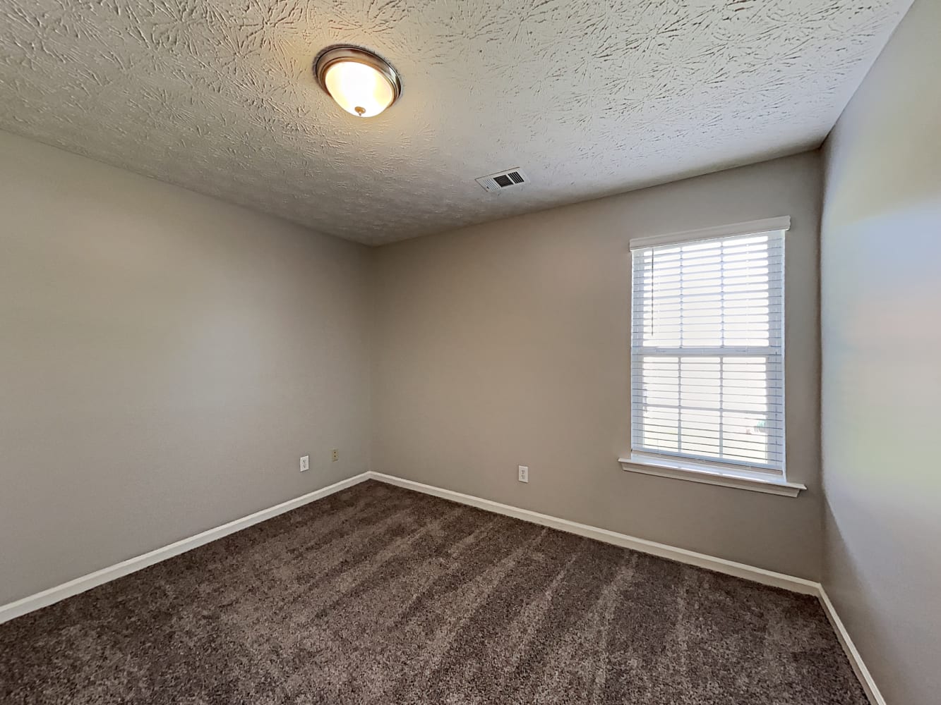 1317 Kent Mnr, Stockbridge photo 14