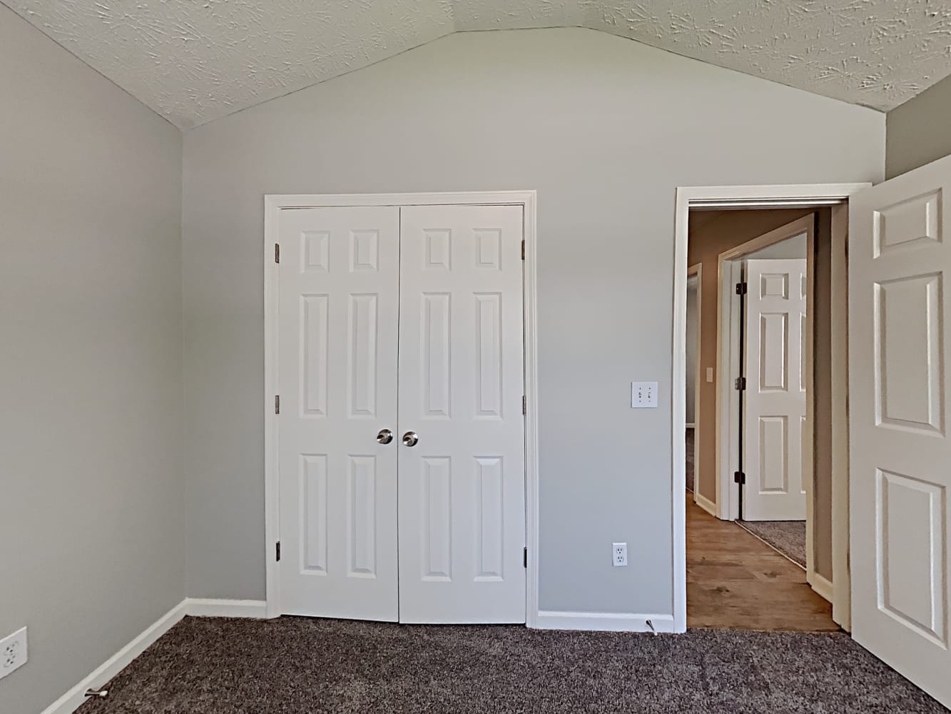 1317 Kent Mnr, Stockbridge photo 10