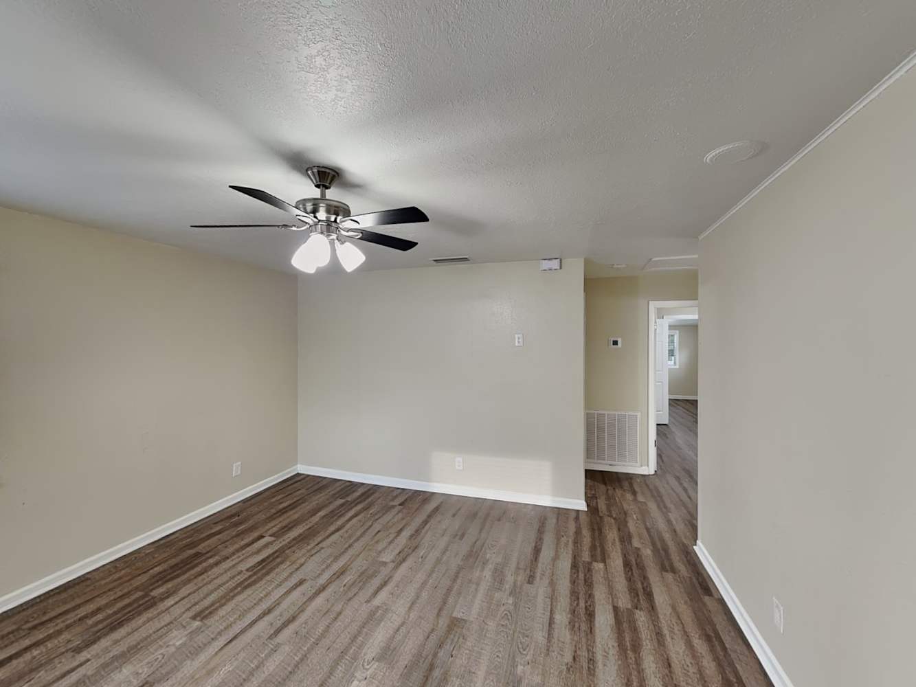 1317 S Mellonville Ave, Sanford photo 5