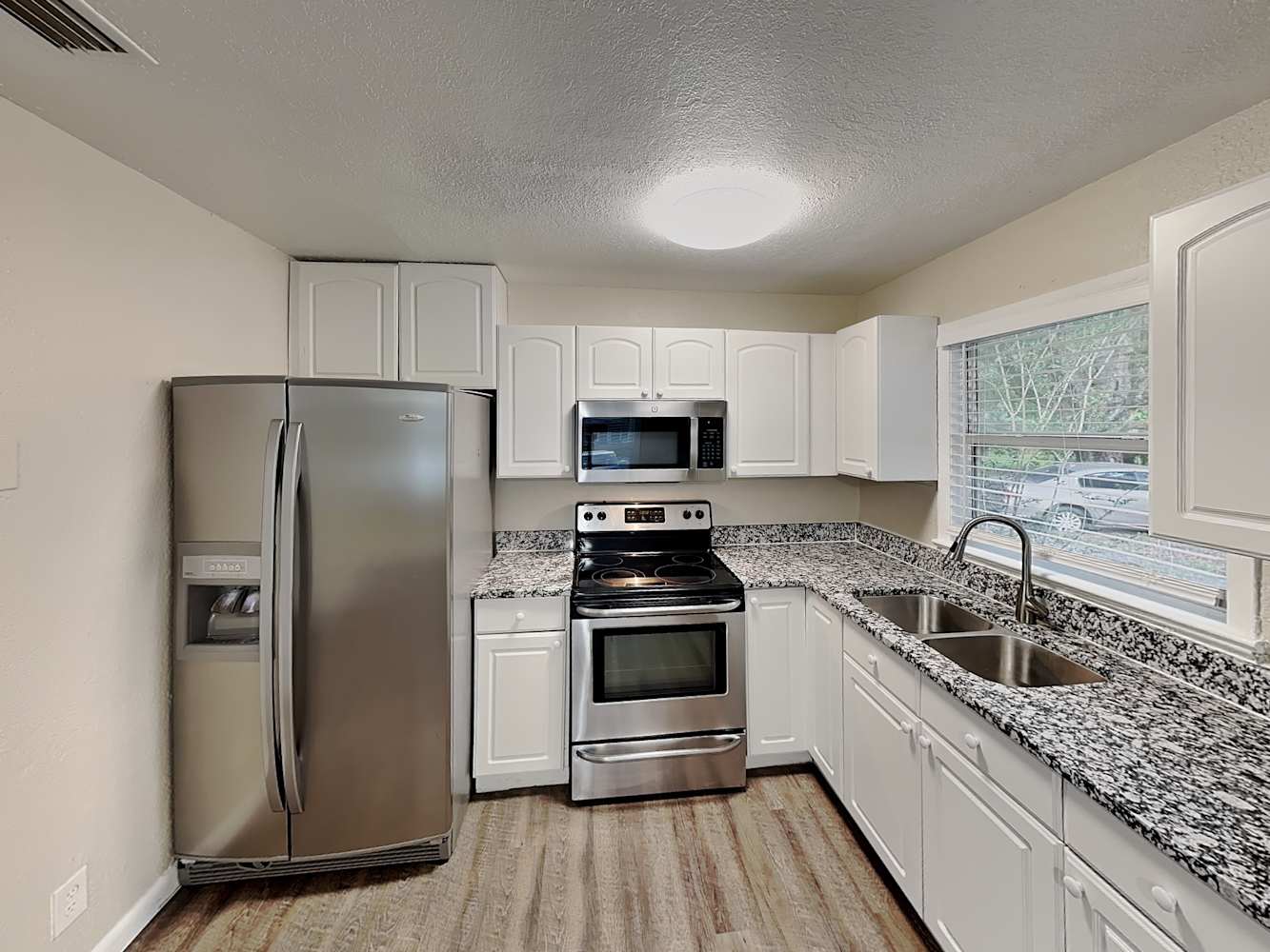1317 S Mellonville Ave, Sanford photo 6