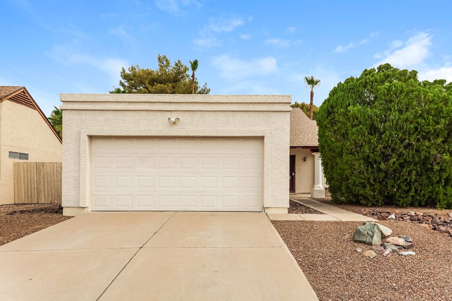 1320 E Tonto Ln, Phoenix photo 1