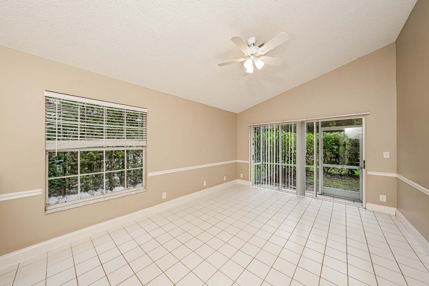 1320 SW 18th St, Boca Raton photo 3