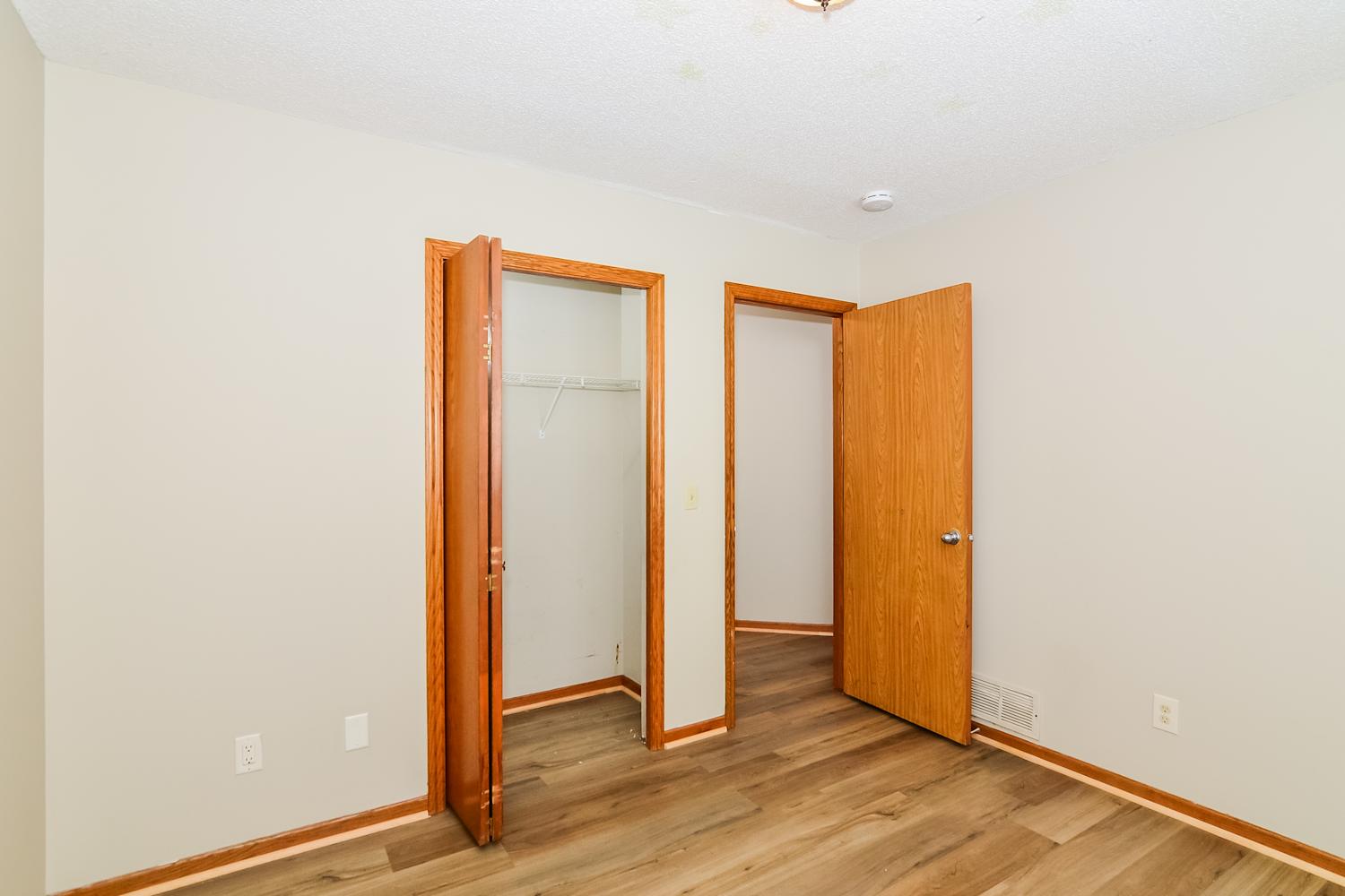 13215 Alabama Ave S, Savage photo 12