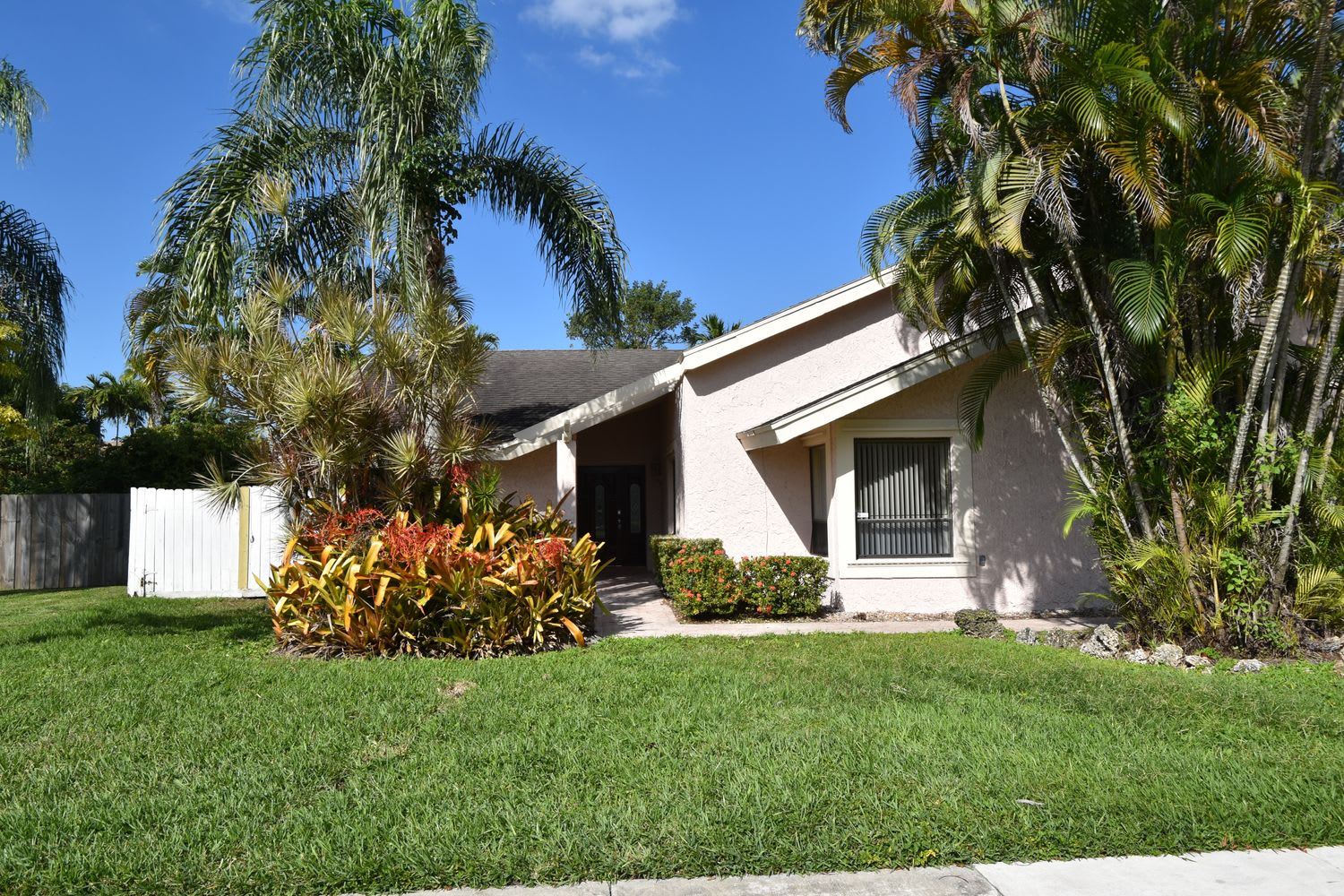 13265 SW 96th Ter, Miami photo 1
