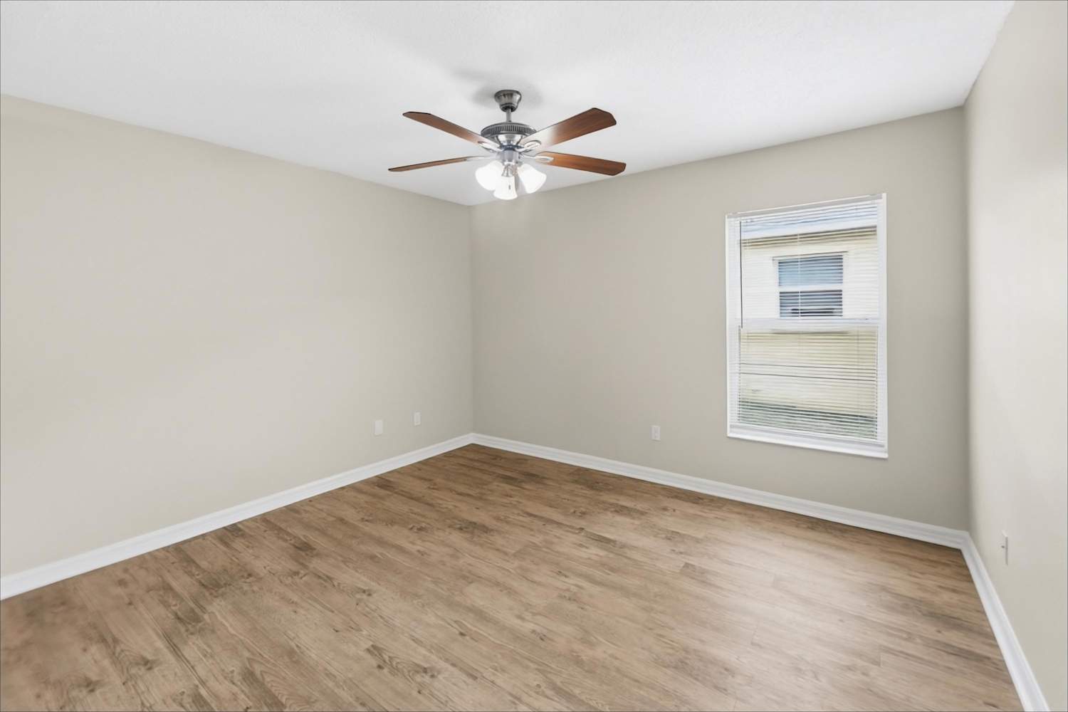 1327 Aguacate Ct, Orlando photo 15