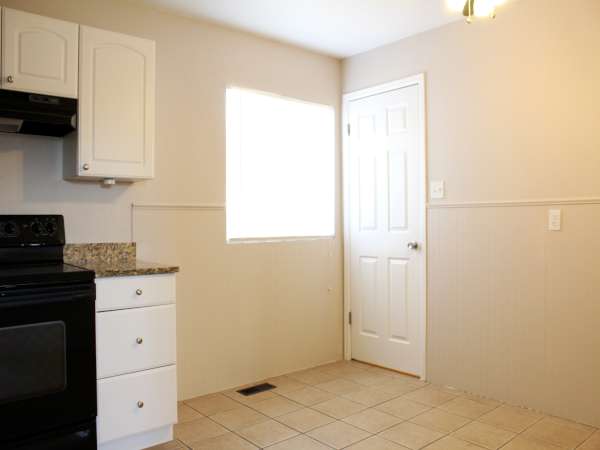 13298 Lackland Dr, Denver photo 7