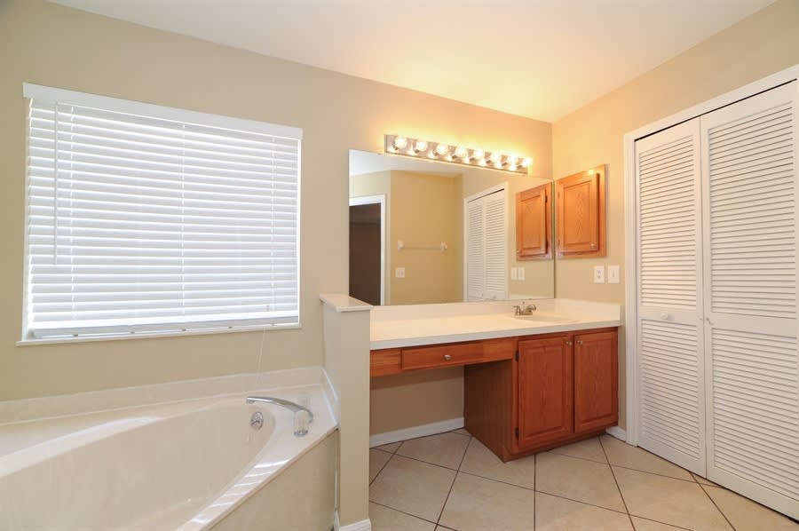 133 Allison Ave, Davenport photo 18