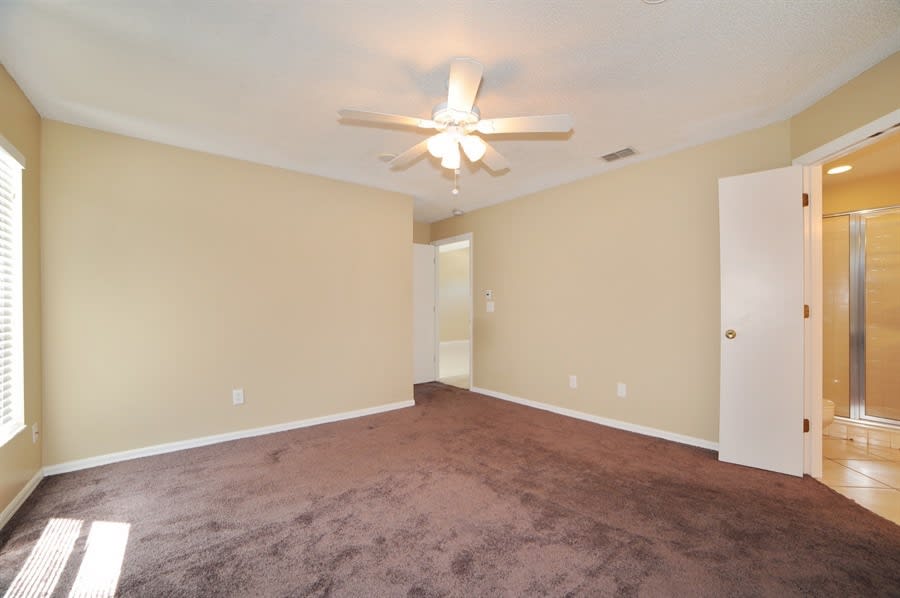 133 Allison Ave, Davenport photo 12