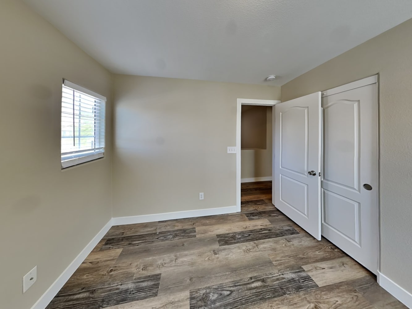 133 Gilliflower Ave, Las Vegas photo 13
