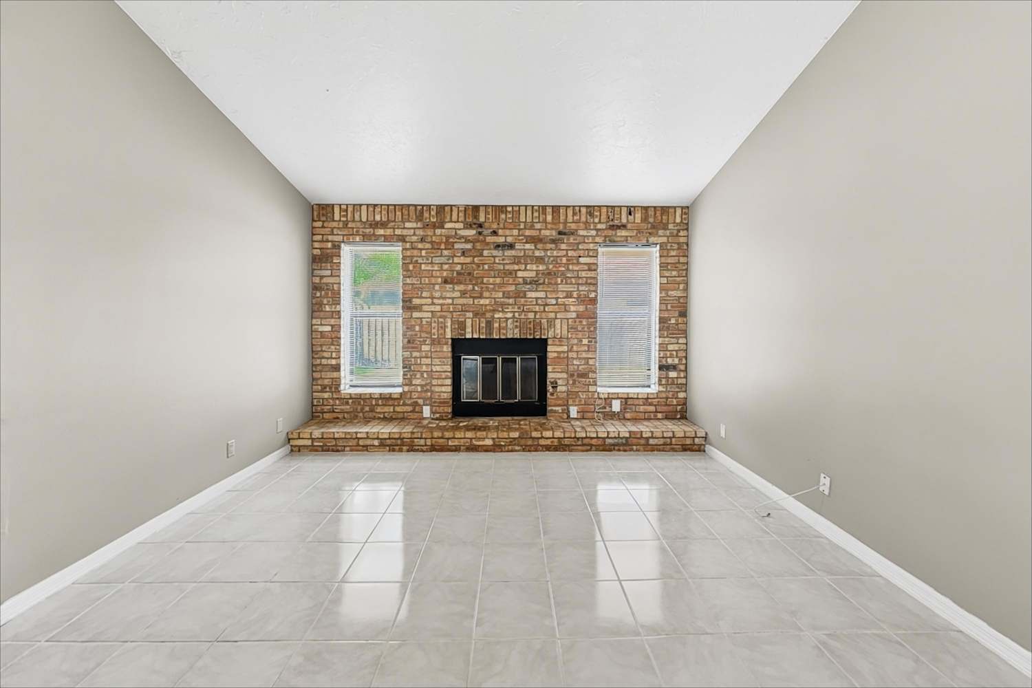 13325 Kingsbury Dr, Wellington photo 6
