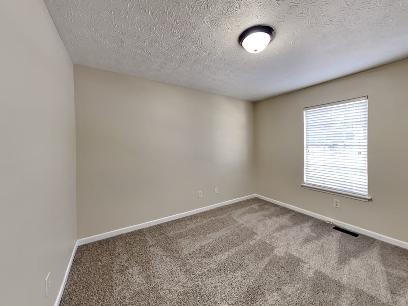 1333 Regal Heights Dr, Lithonia photo 11