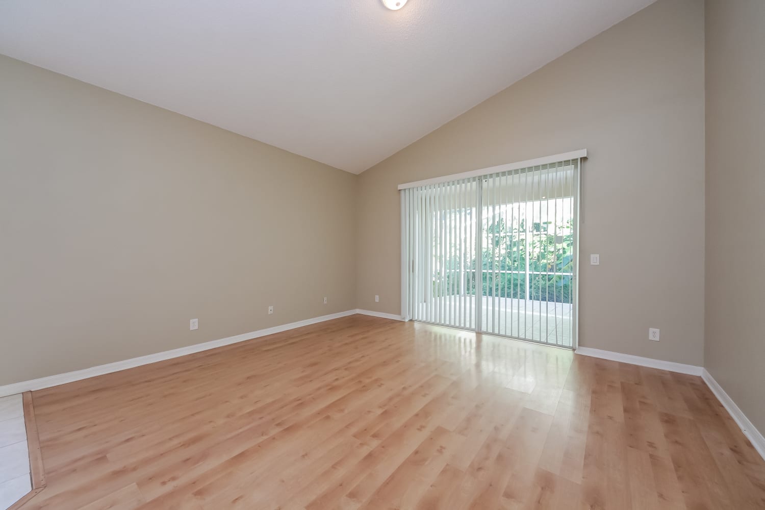 13342 Luxbury Loop, Orlando photo 8