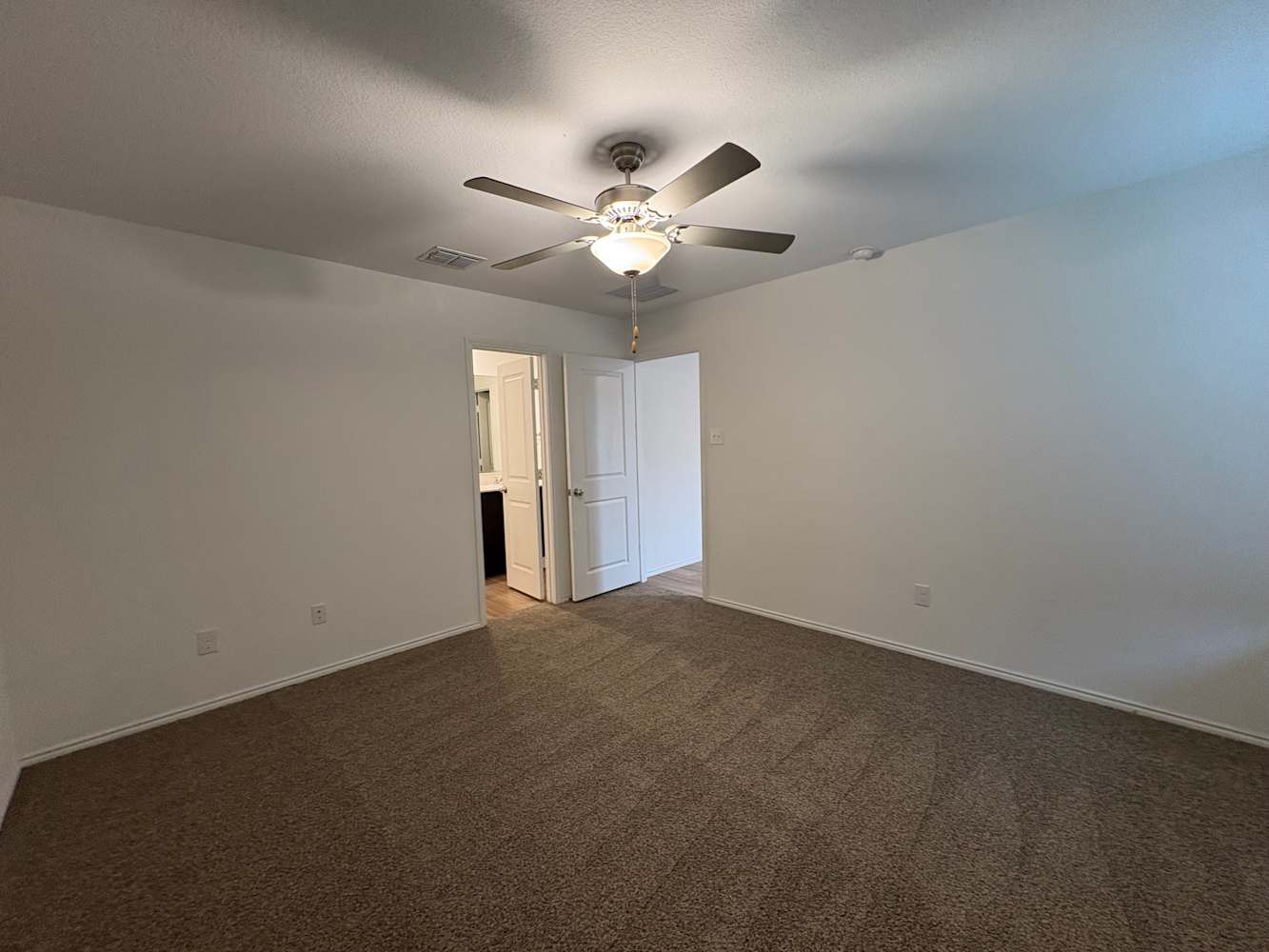 1339 Mosely Cir, Dallas photo 12