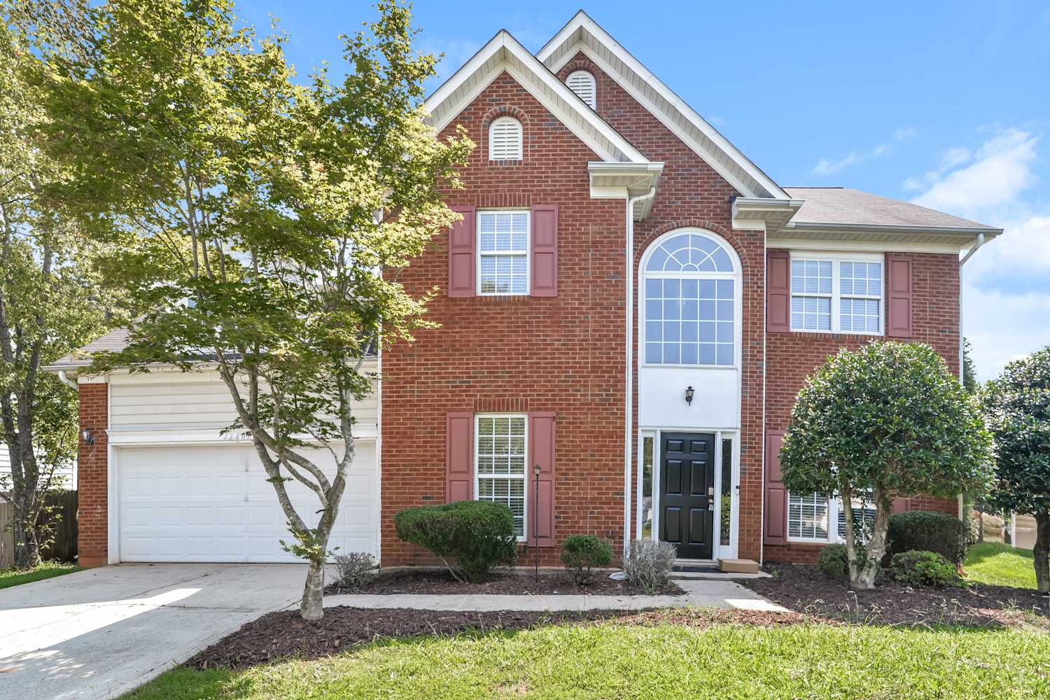 Front of 13407 Willow Falls Rd, Charlotte, NC