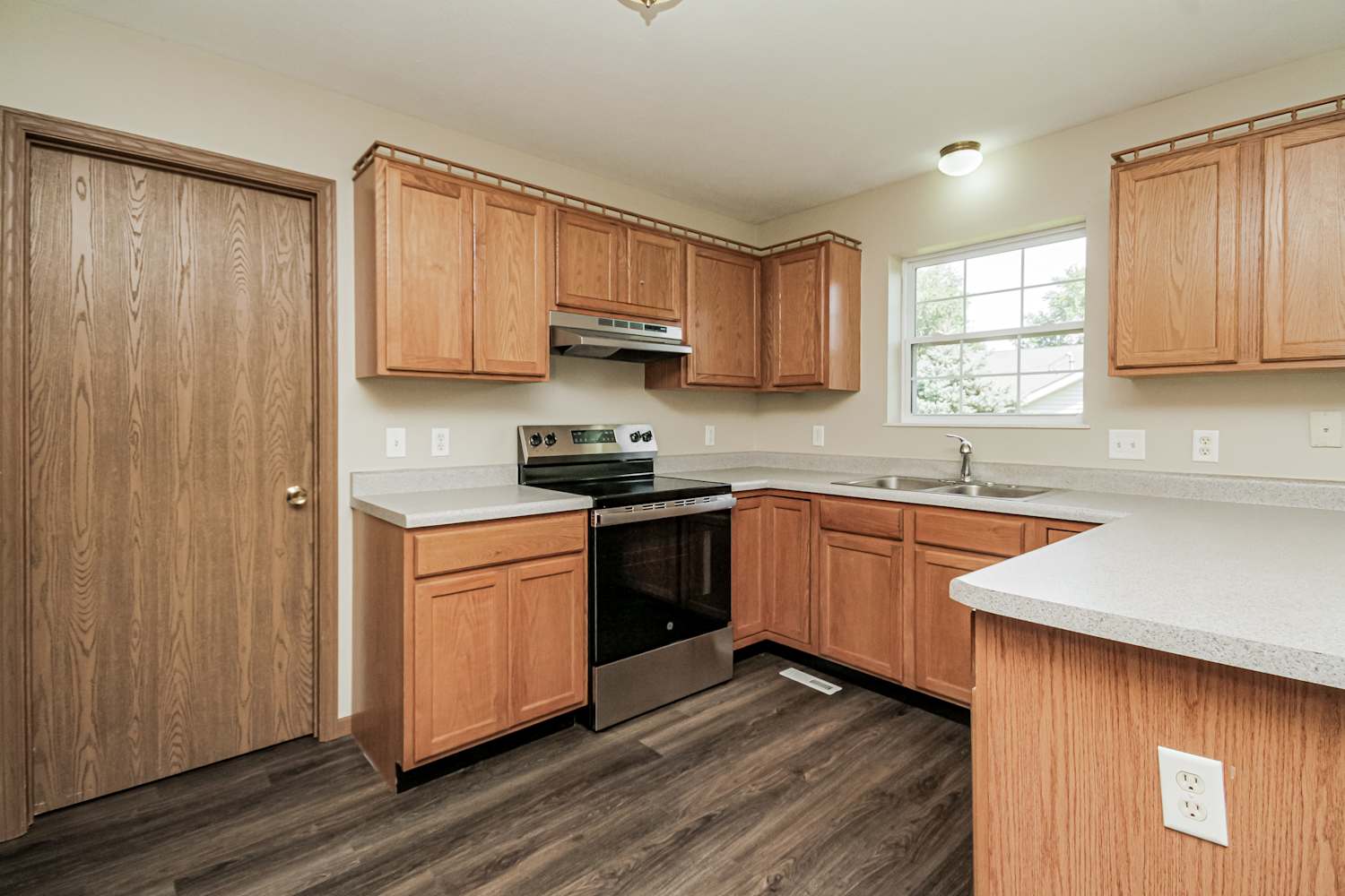 1341 Fairmount Ave, Joliet photo 7