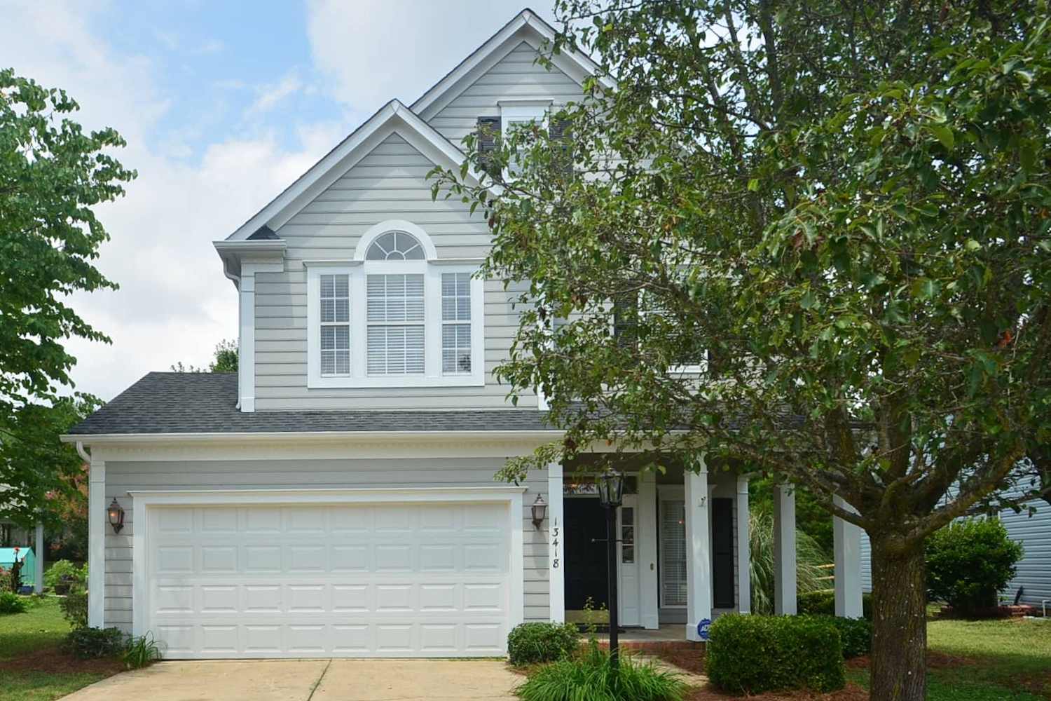 Front of 13418 Bolingbrook Ln, Charlotte, NC