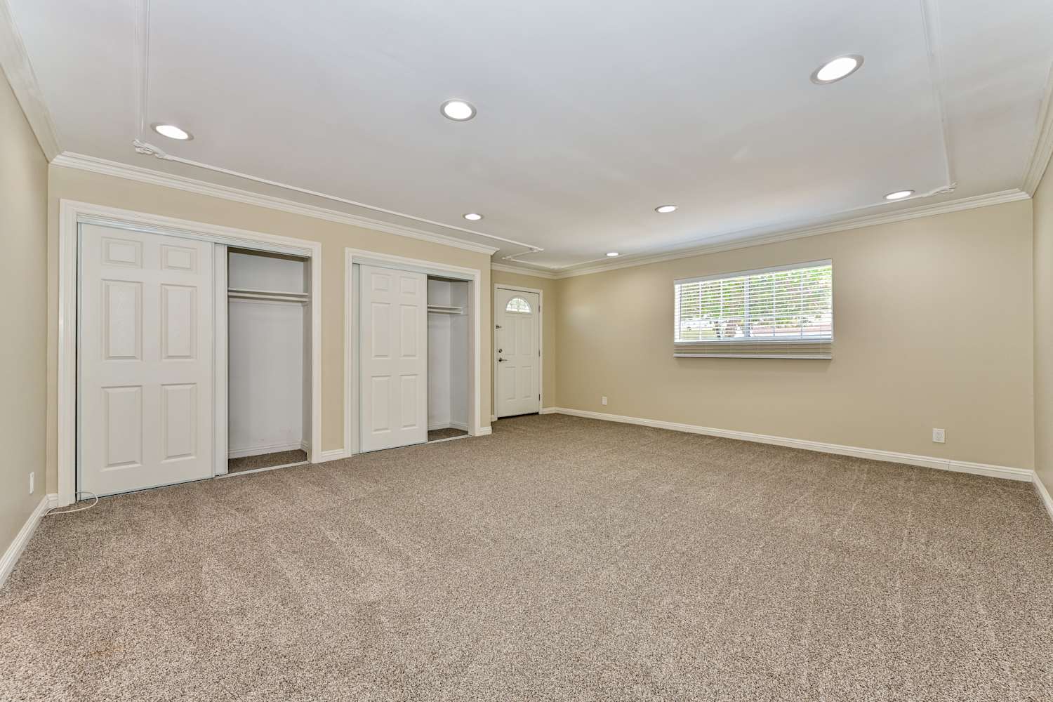 13425 Ebell St, Van Nuys photo 10