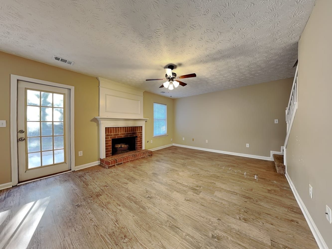 1346 Dalesford Dr, Alpharetta photo 6