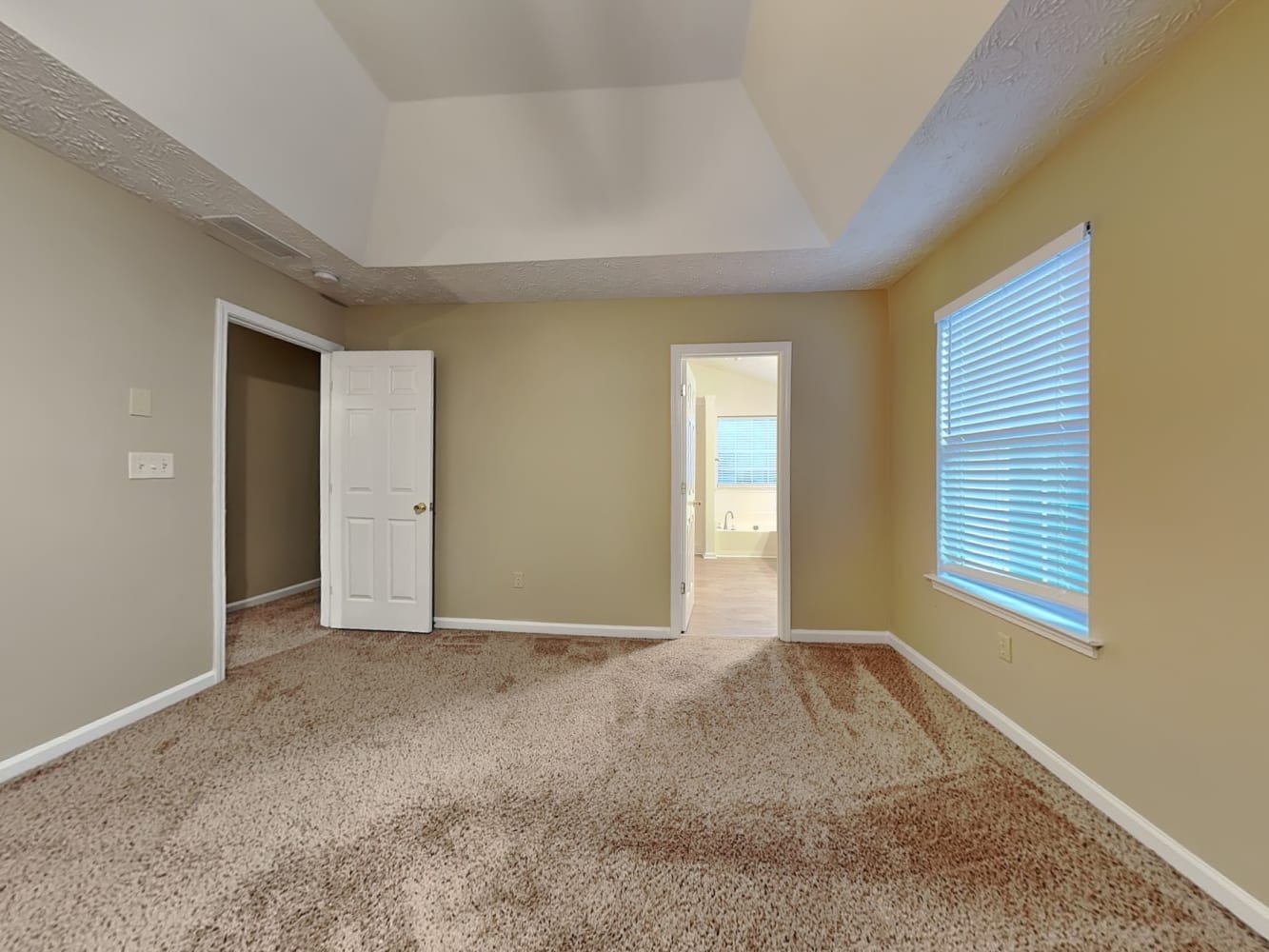 1346 Dalesford Dr, Alpharetta photo 12