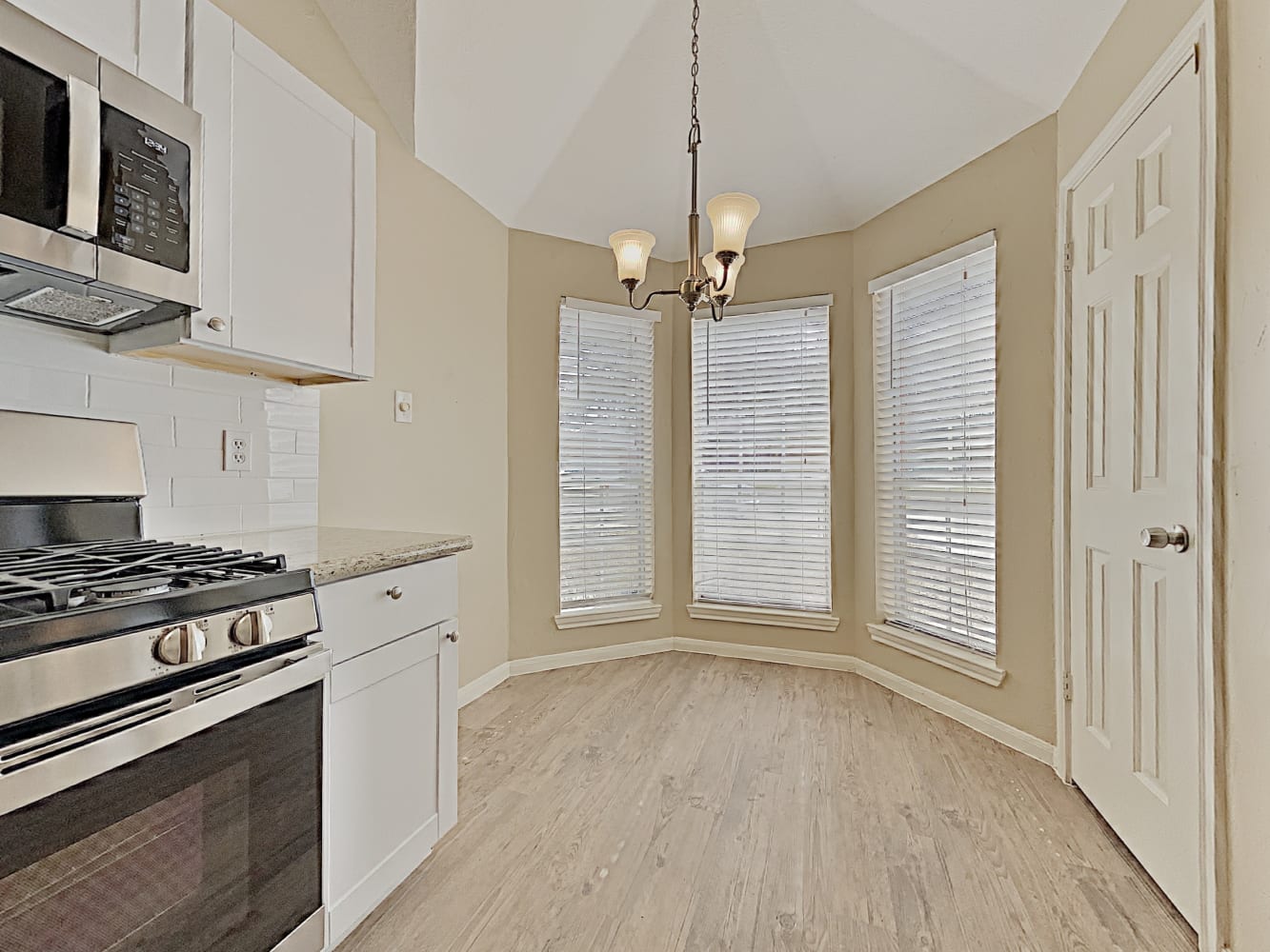 1347 Havelock Dr, Spring photo 8