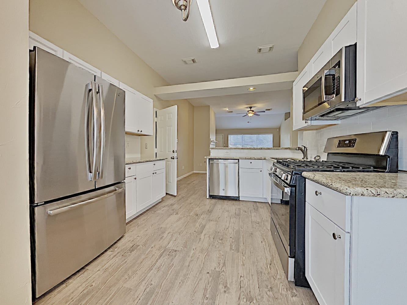 1347 Havelock Dr, Spring photo 6