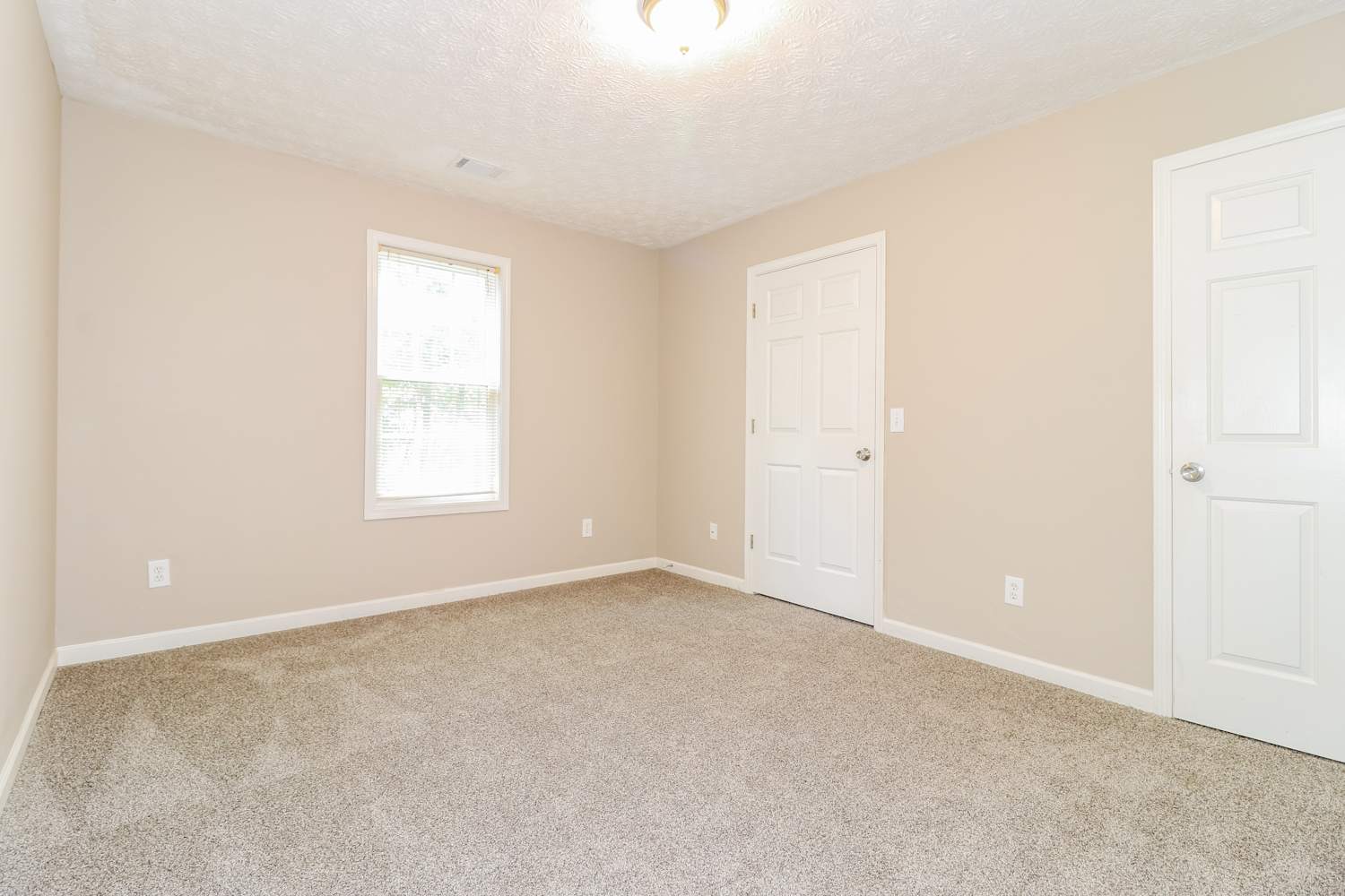 135 Longcreek Dr, Covington photo 11