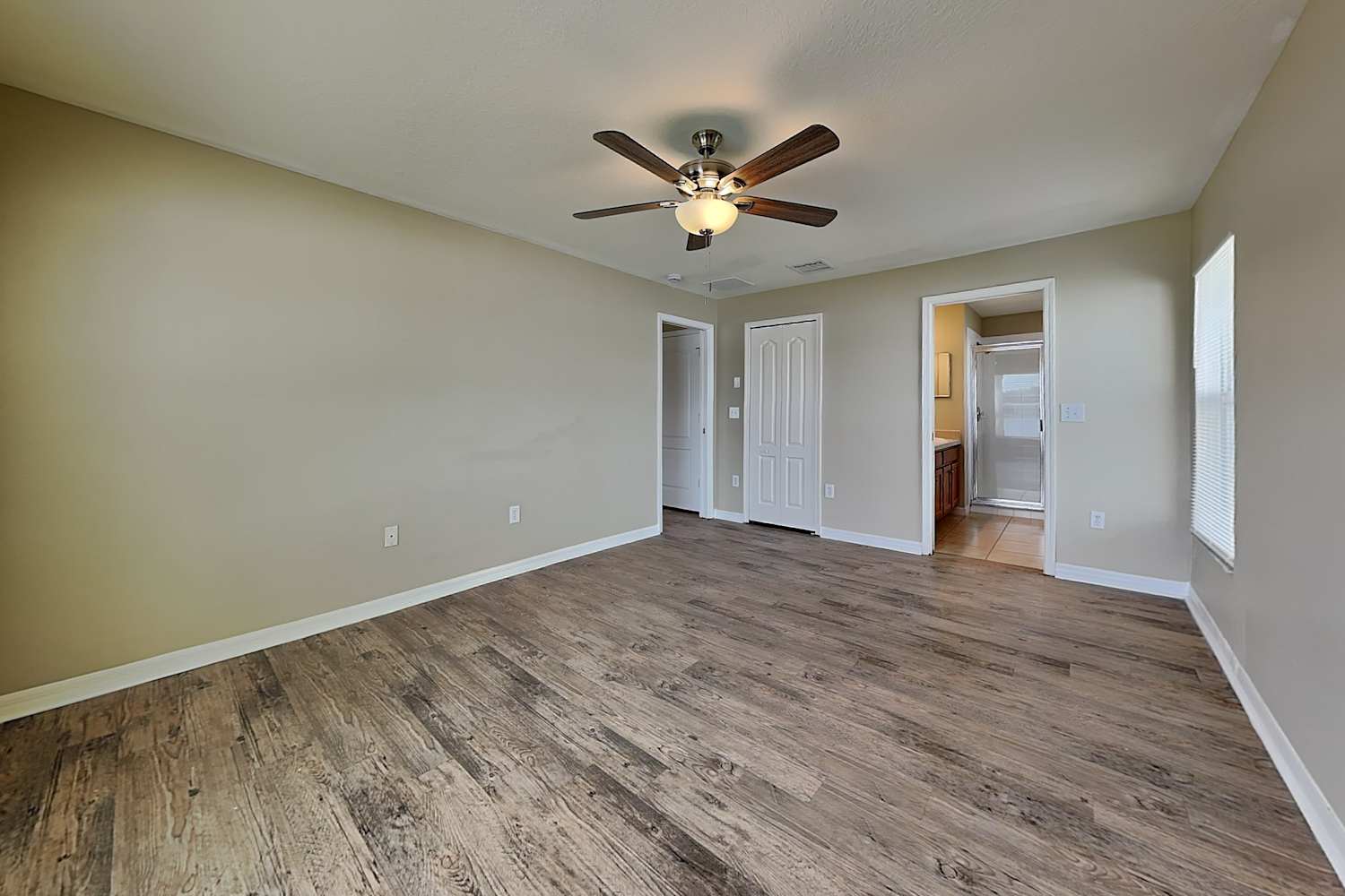 13519 Fladgate Mark Dr, Riverview photo 8