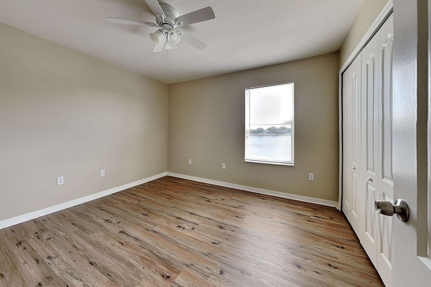 13519 Fladgate Mark Dr, Riverview photo 12