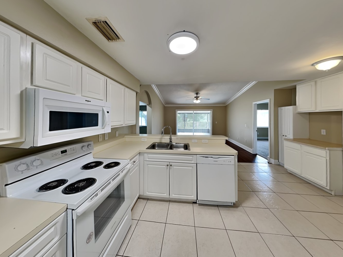 13521 Prestwick Dr, Riverview photo 8