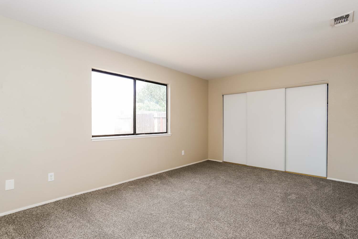 1355 Colfax Dr, Woodland photo 13
