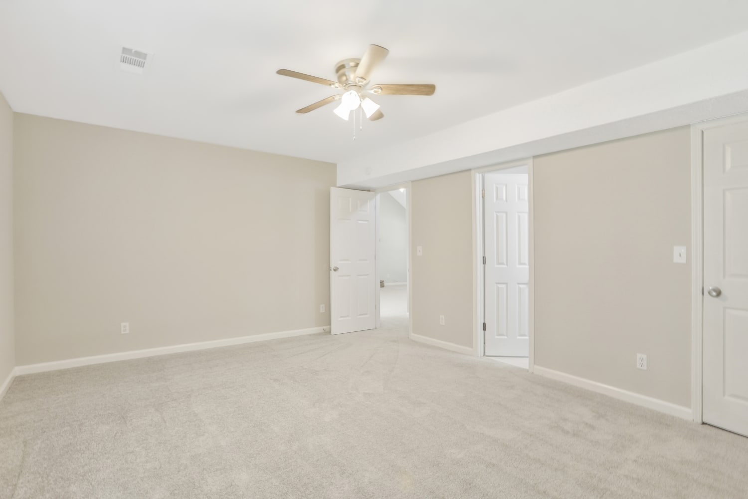 1356 Gray Rock Dr, Marietta photo 13