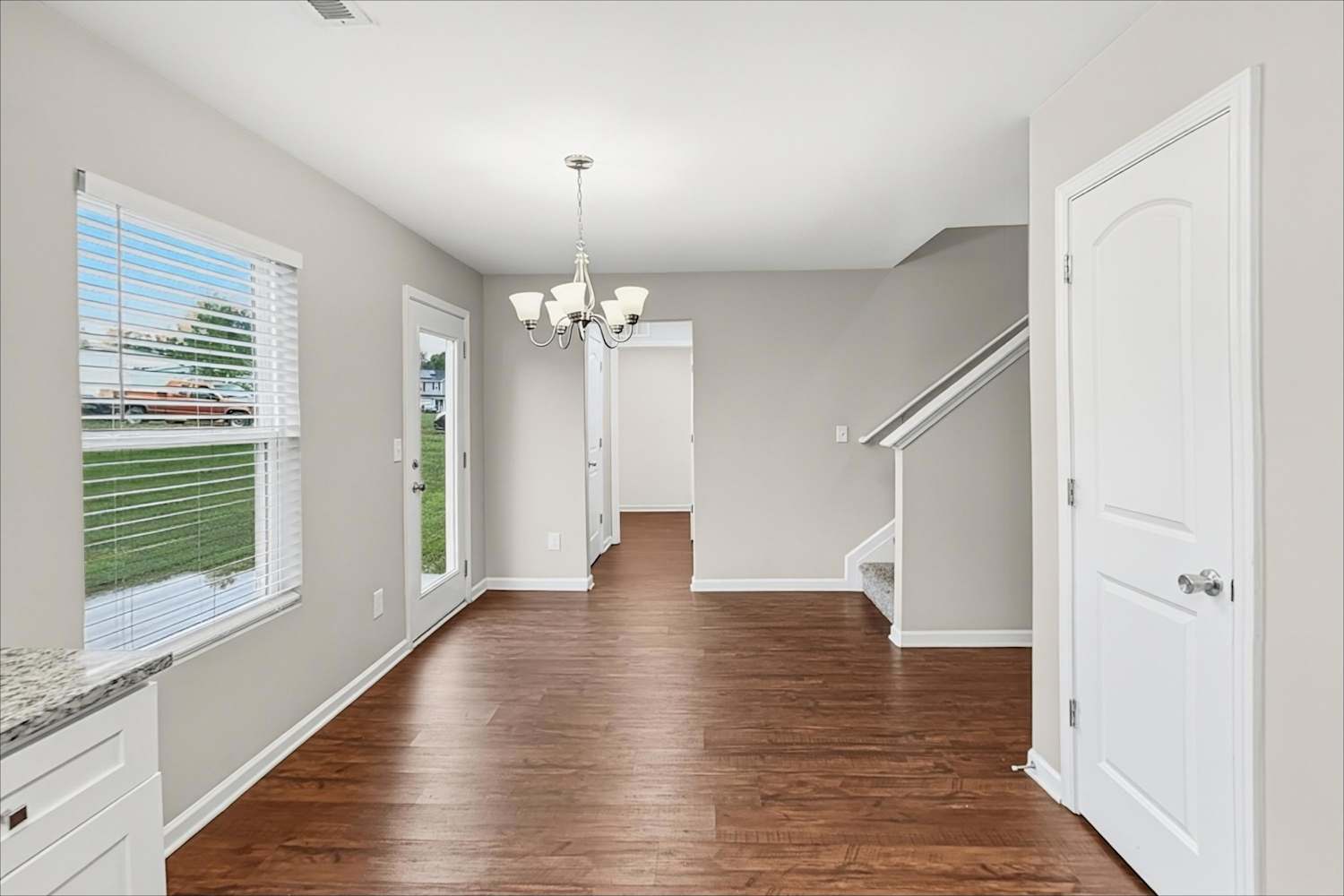 1357 Steven Dr, Salisbury photo 8
