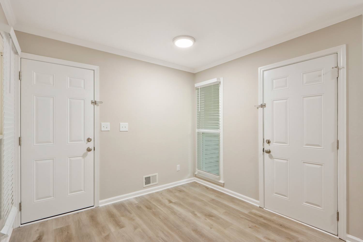 1358 Briers Dr, Stone Mountain photo 13