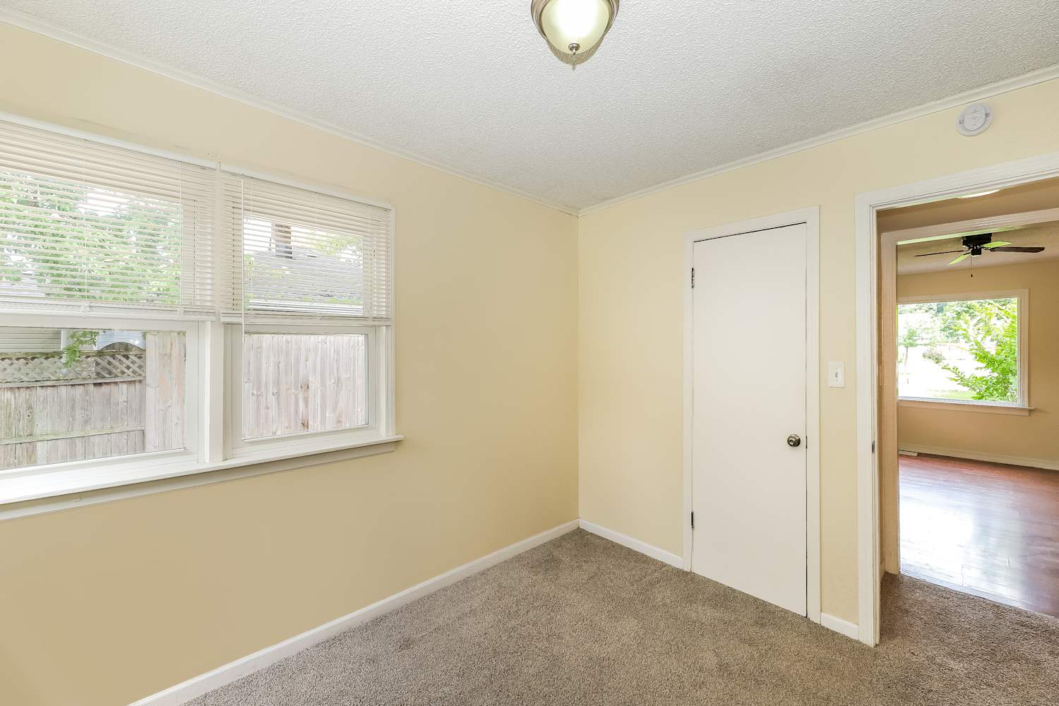 1359 Raymond Dr, Montgomery photo 10