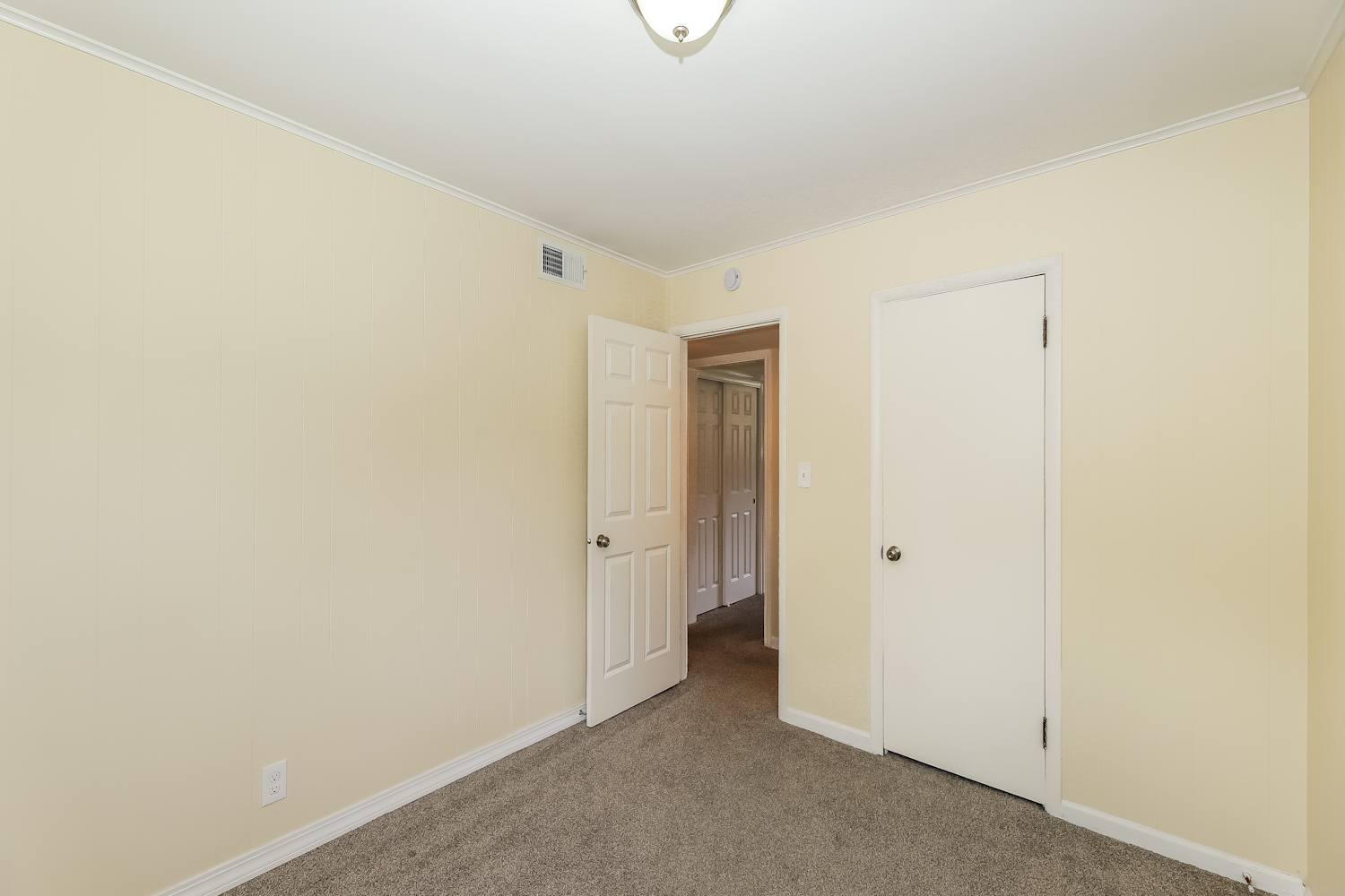 1359 Raymond Dr, Montgomery photo 9