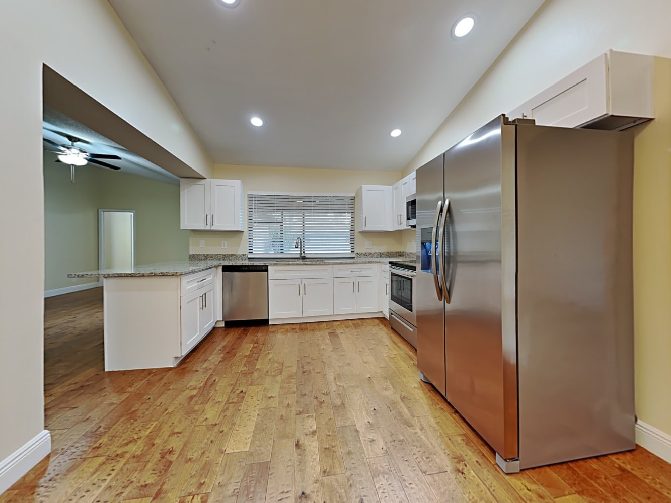 13598 Jonquil Pl, Wellington photo 7