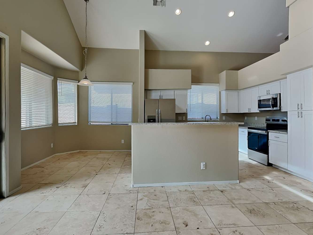 13607 W Acapulco Ln, Surprise photo 9