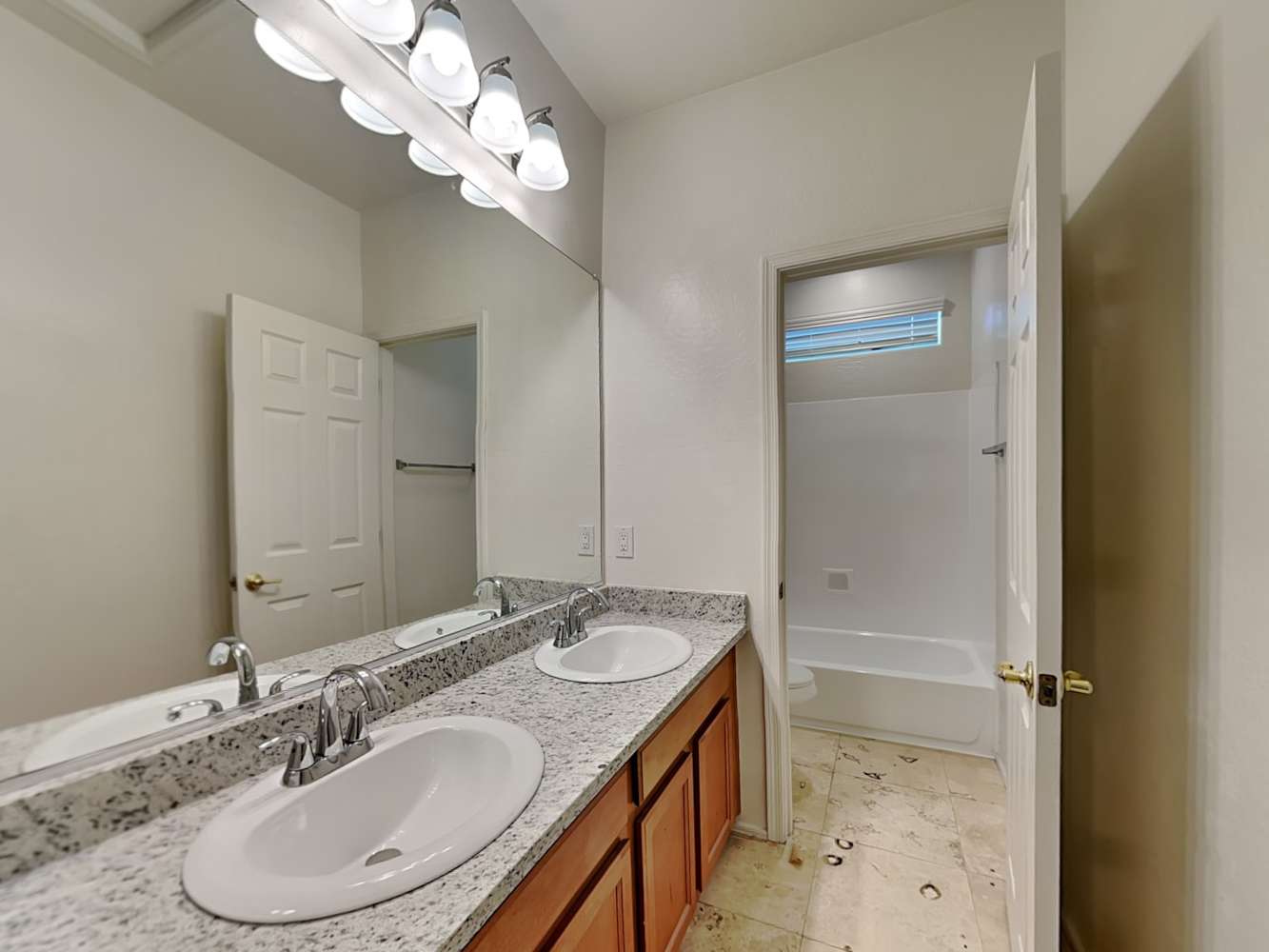 13607 W Acapulco Ln, Surprise photo 23