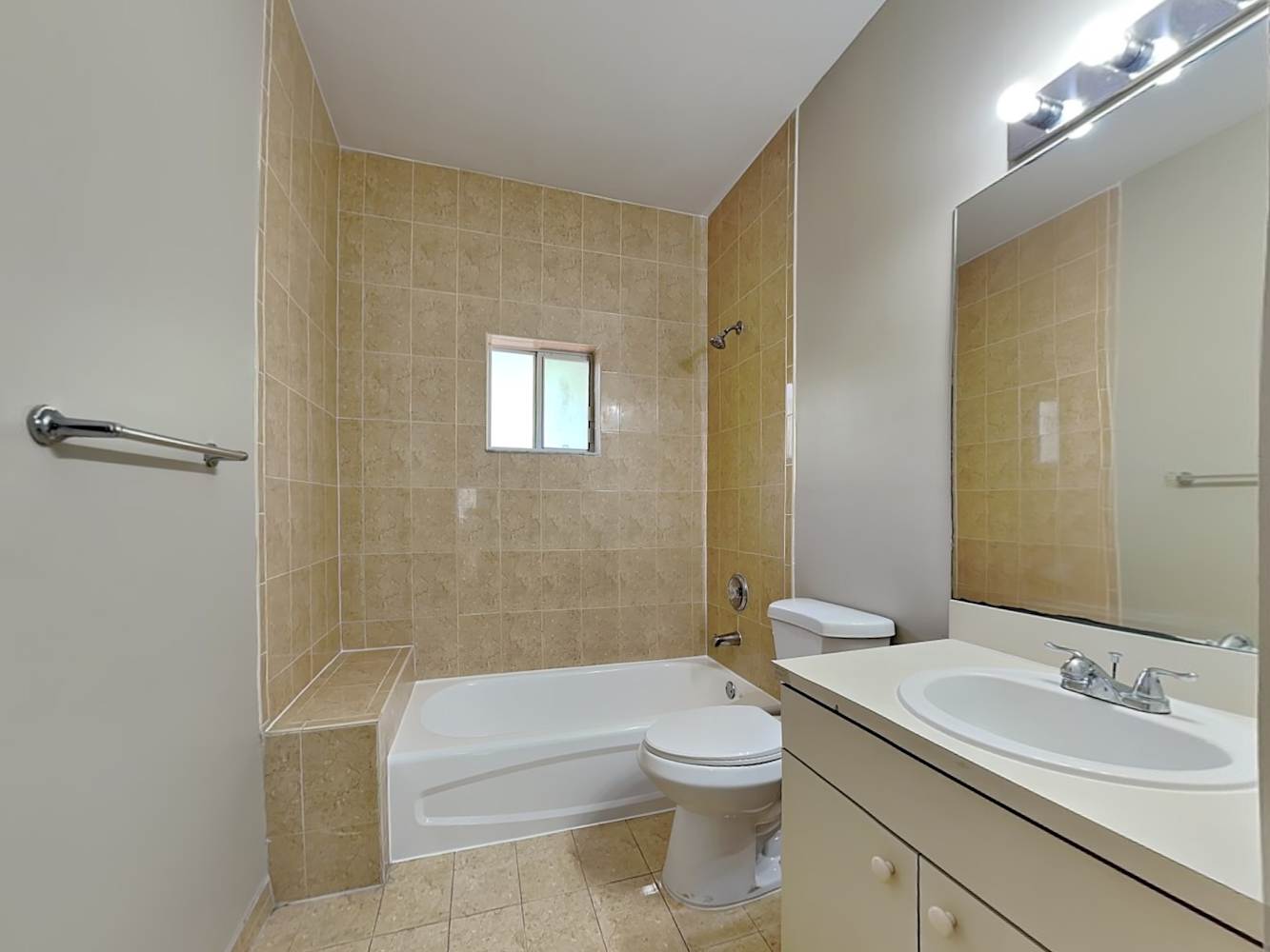 13614 SW 124th Avenue Rd, Miami photo 17