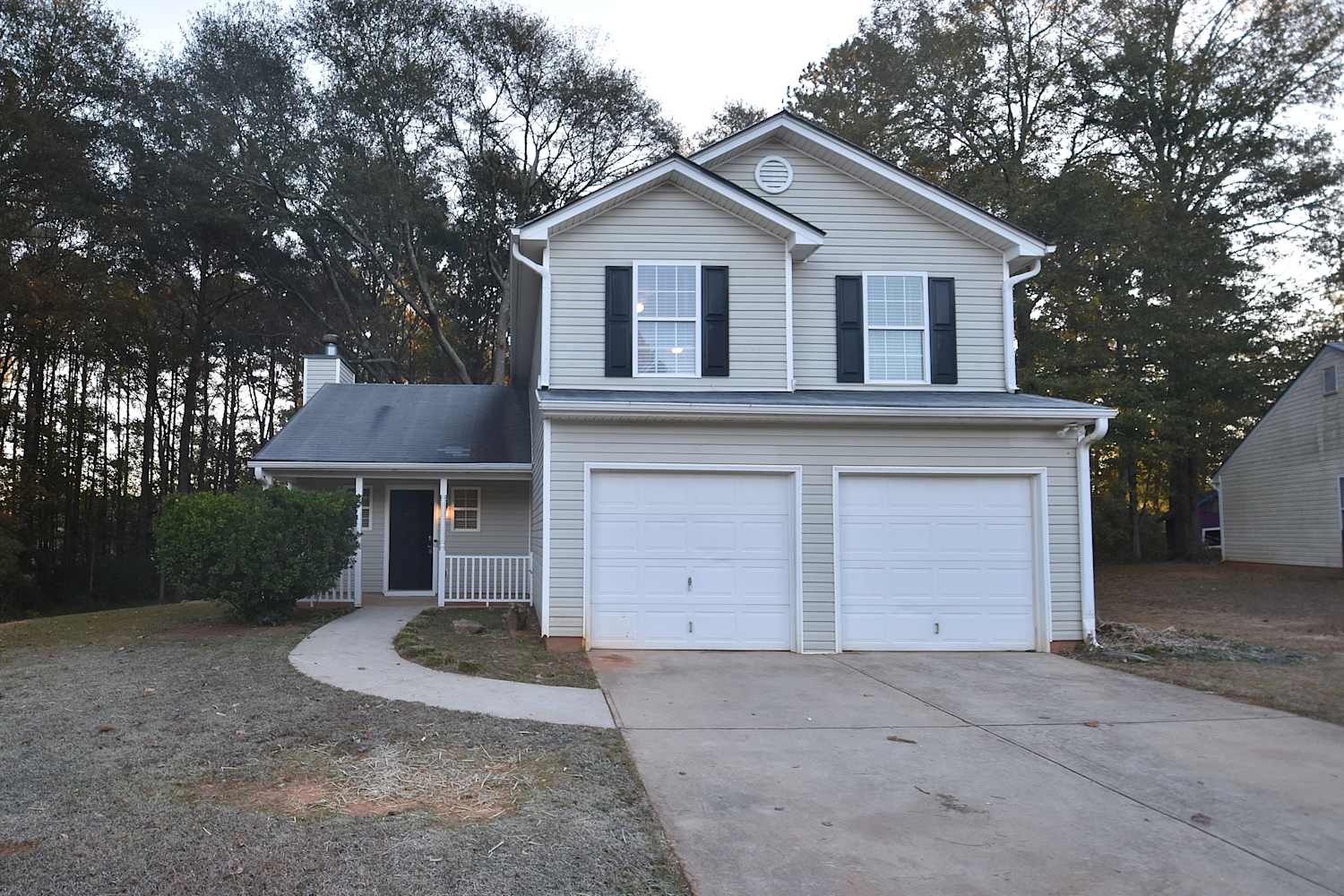 Front of 1363 Lance Cir, Winder, GA